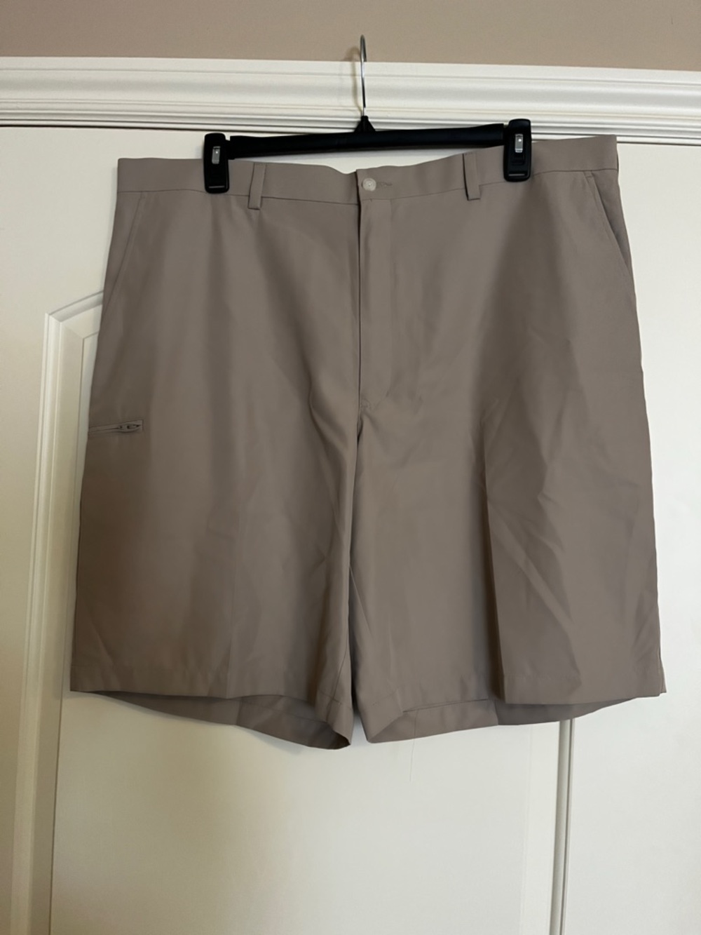 Men's Flat Front Shorts - Taupe